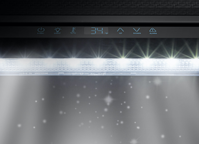 Hisense JC-138YB - LED Light feature image