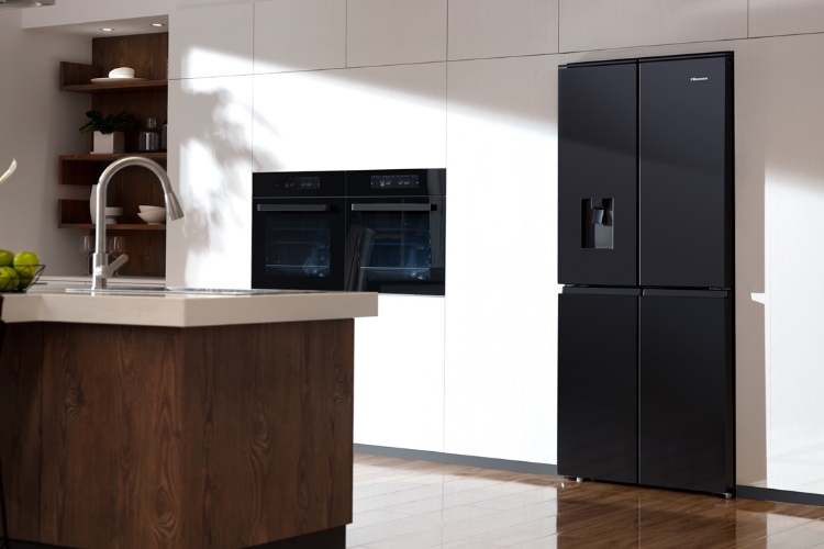 Hisense BCD440W Premium Flat Door Design feature image - mobile